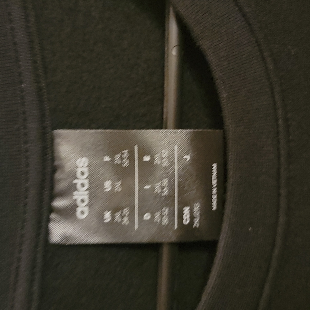 🆕️ NWT!! Adidas Sweatshirt - Picture 2 of 3